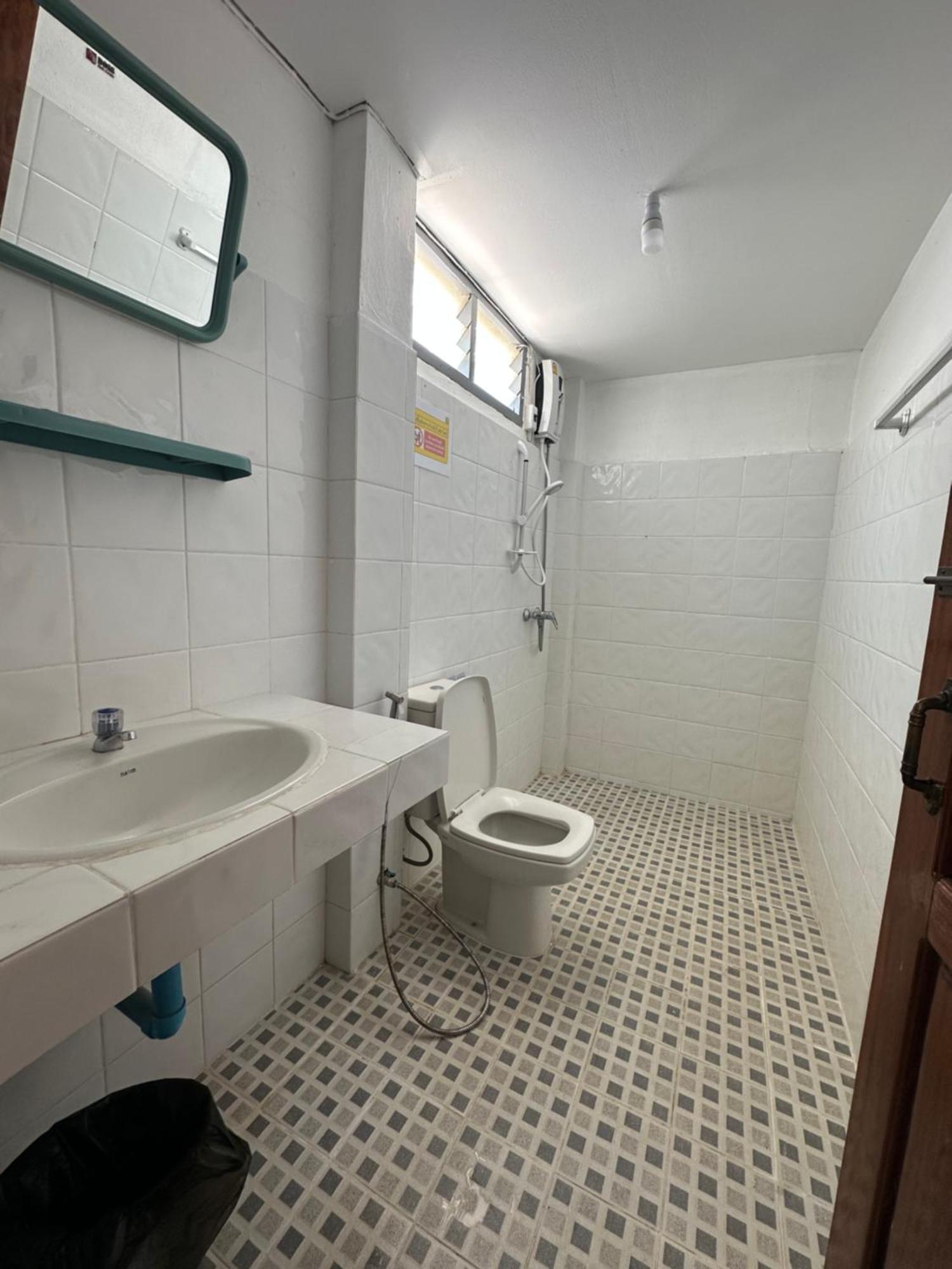 Thadan Guest House Ban Houayxay Eksteriør bilde