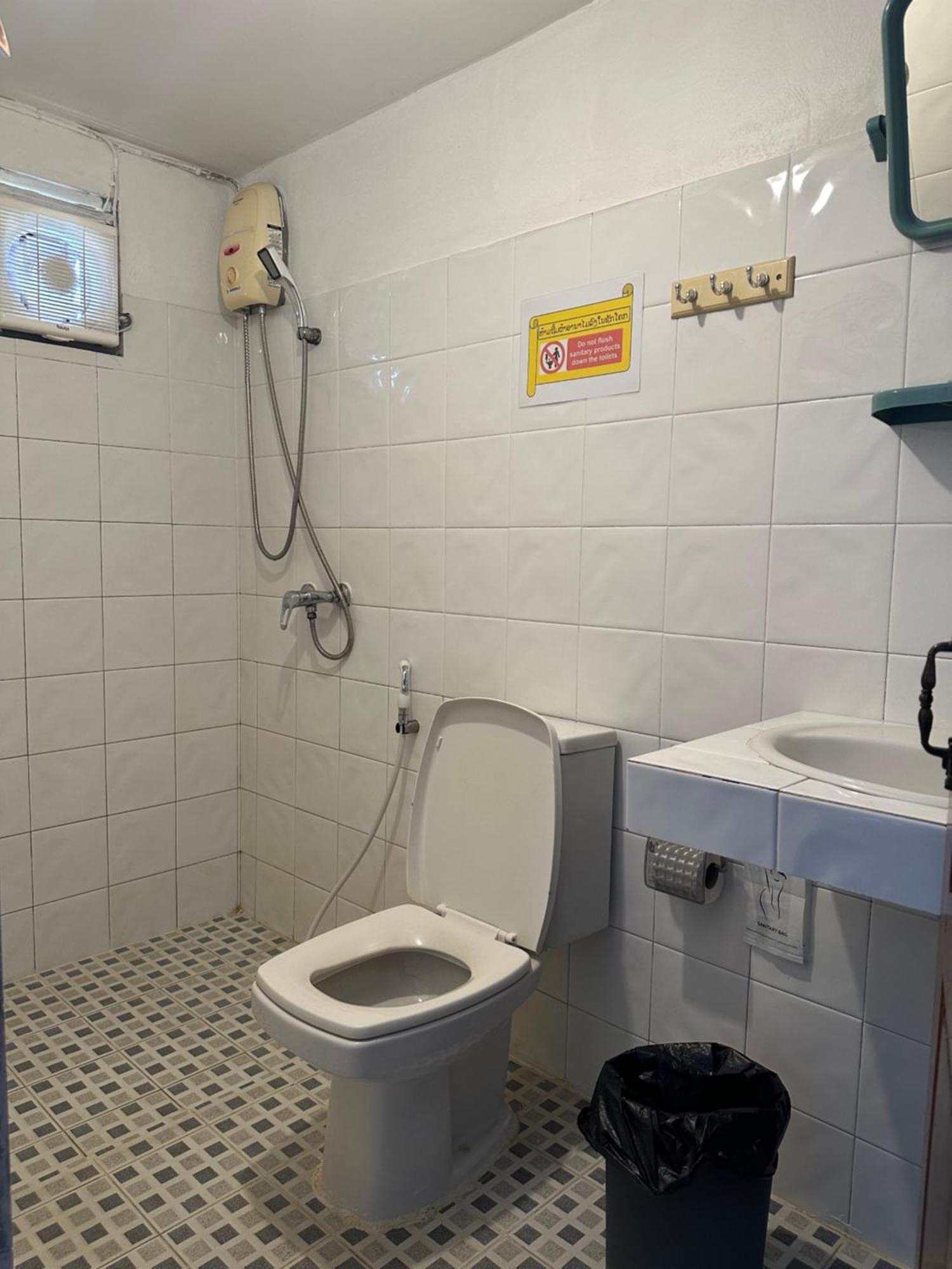 Thadan Guest House Ban Houayxay Eksteriør bilde