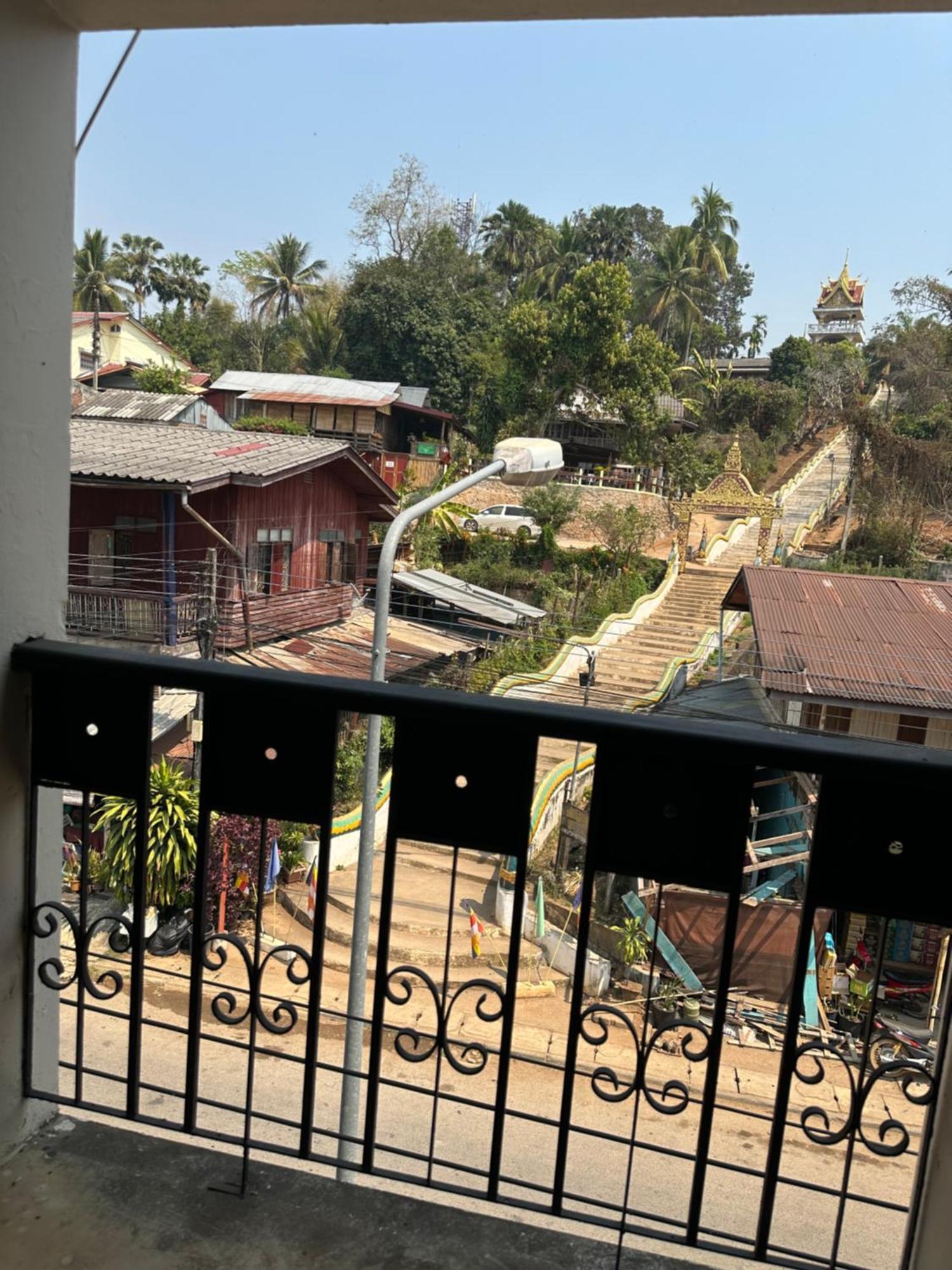 Thadan Guest House Ban Houayxay Eksteriør bilde
